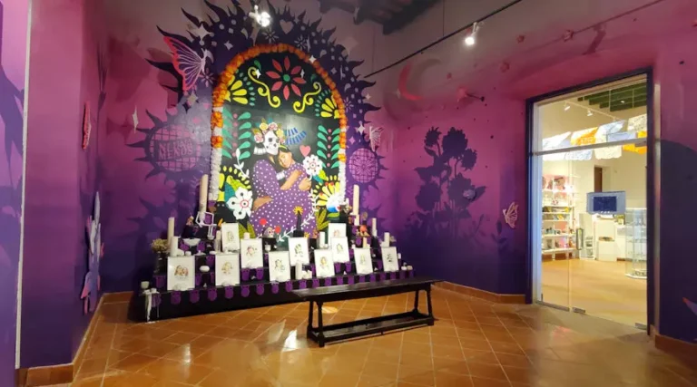 Sala Las Artes Populares en Las Américas