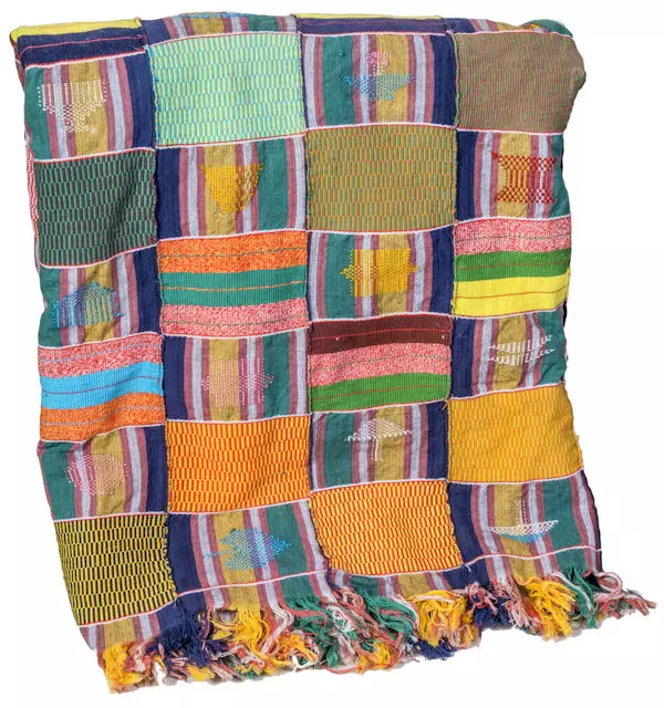 Paño Kente (paño de rey o sagrado) Textil. Cultura Ashanti. Ghana, Costa de Marfil y Benin, África Occidental.